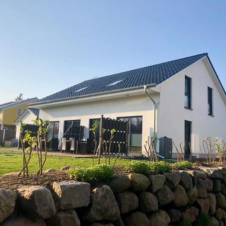 Ferienhaus Traumspot Wiek auf Rügen Exteriör bild