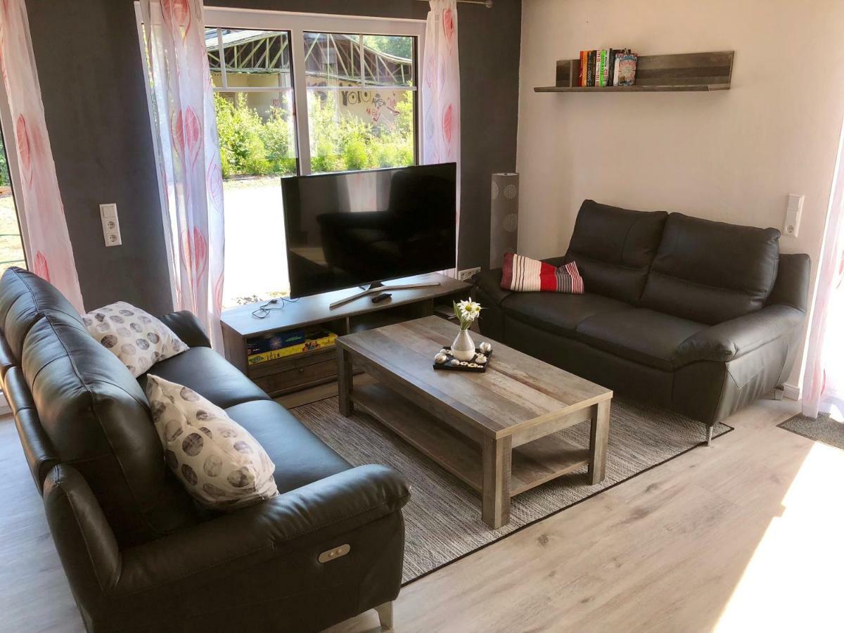 Ferienhaus Traumspot Wiek auf Rügen Exteriör bild