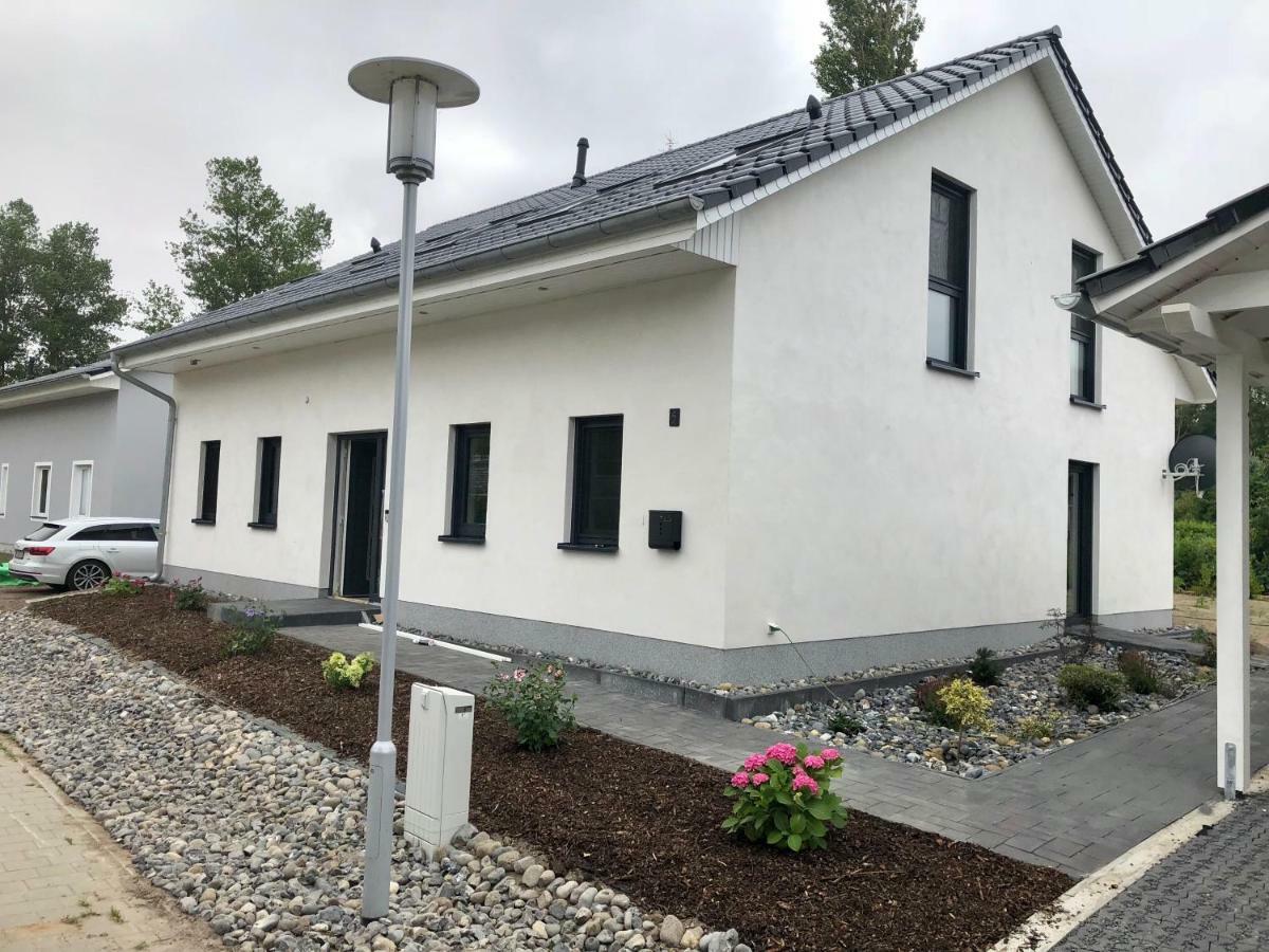 Ferienhaus Traumspot Wiek auf Rügen Exteriör bild